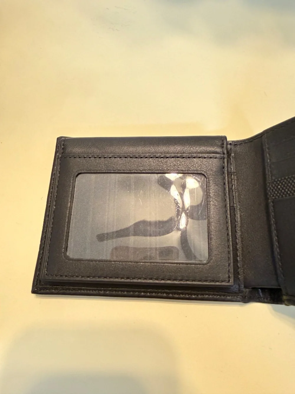Tumi Men’s Wallet
